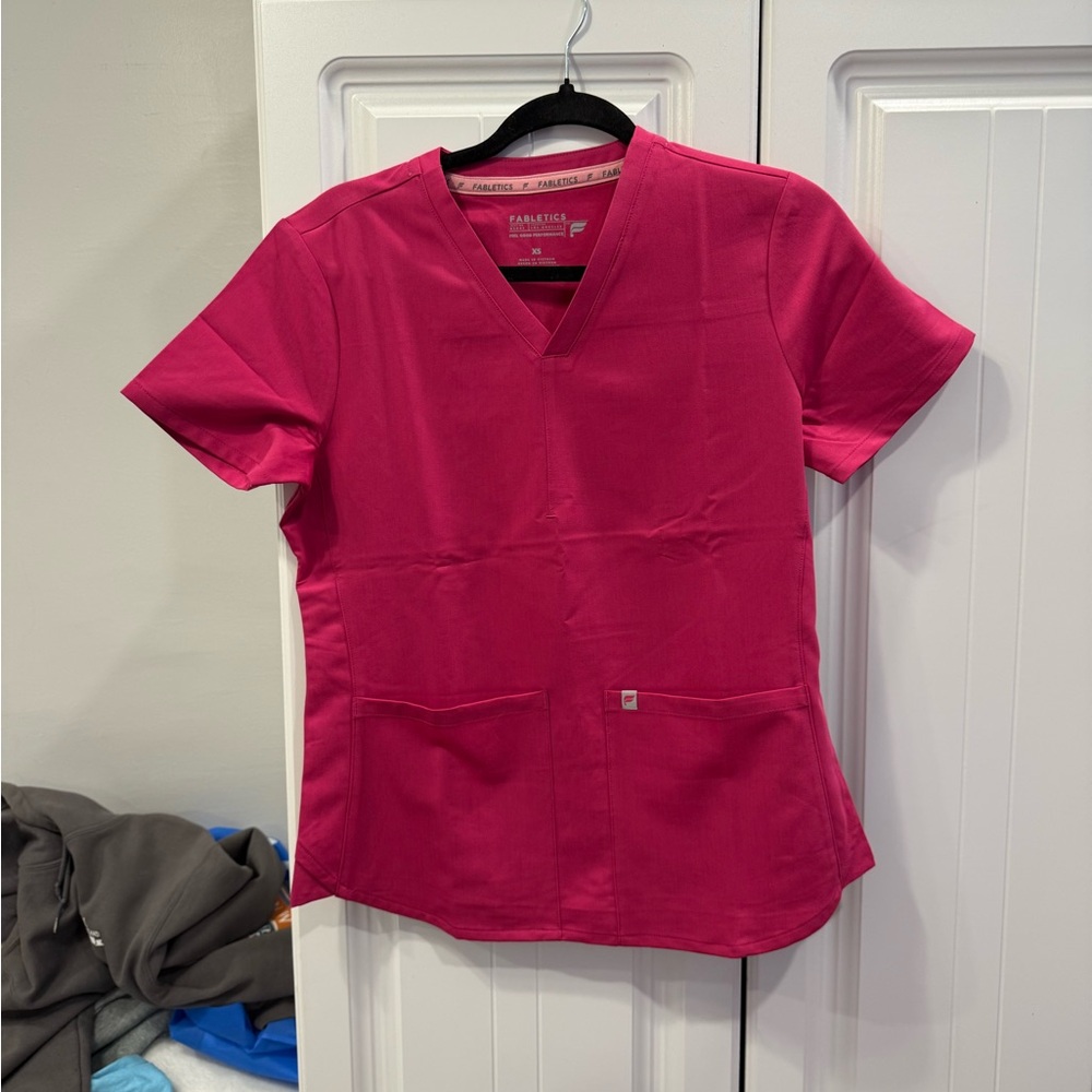 Fabletics Hot Pink Short Sleeve Top